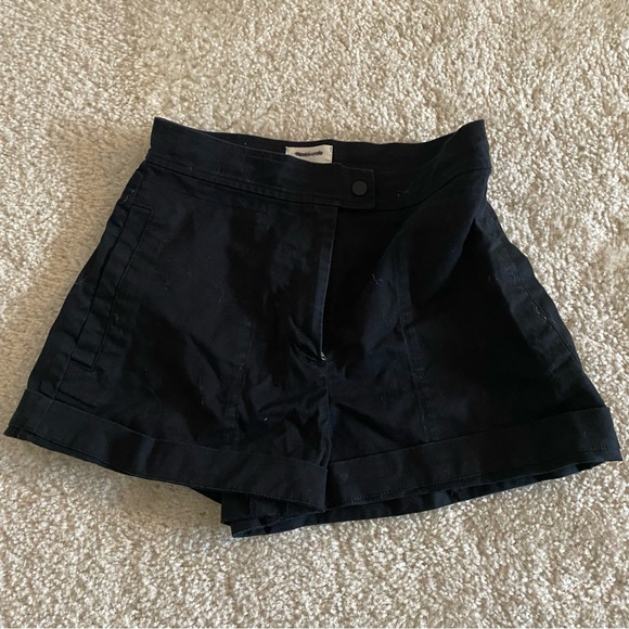 Wilfred Pants - Wilfred High Waist Black Shorts